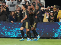 '[뉴스]이럴 수가! '그게 아닌데' 손흥민의 블라 세리머니를 단단히 오해‥ 뉴스기사 썸네일