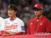 '[뉴스]“참 그립네요“ 이숭용 감독은 왜 한숨을 쉬며, 김광현의 이름을 외쳤을까 뉴스기사 썸네일