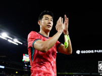 '[뉴스][라인업] '손흥민-이강인 선발 컴백' 파격 선발 명단...홍명보‥ 뉴스기사 썸네일