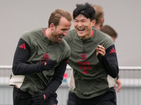 '[뉴스]소신 발언! 김민재 뮌헨 떠나기 싫다→3옵션+도전자 입장 만족…'우승 기쁨‥ 뉴스기사 썸네일