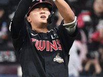 '[뉴스]144㎞ 초구에 타이밍이 늦었다..'0.063' 함정이 던진 시련‥ 뉴스기사 썸네일