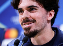 '[뉴스]'대체불가' 중원사령관 비티냐 부상→PSG 비상! 뒤꿈치 염증 소‥ 뉴스기사 썸네일