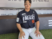 '[뉴스][인터뷰] “수천번을 들어섰던 타석, 어제는 정말 힘들었다“…강백호, 친정팀에 멀티‥ 뉴스기사 썸네일
