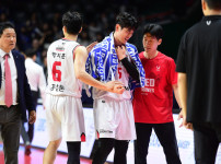 '[뉴스][KBL PO] 크게 충돌했던 변준형과 허훈, 큰 이상 없는 것으로 전해져... 4‥ 뉴스기사 썸네일