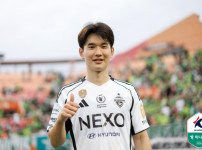 '[뉴스]'북중미행 눈 앞' MF 김진규 “4년 전보다 기대되는 것 사실,‥ 뉴스기사 썸네일