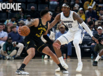 '[뉴스]2라운더 신인 대활약! 팀 내 연봉 빅4가 빠졌는데... 커리 없이 화력 폭발했다→‥ 뉴스기사 썸네일