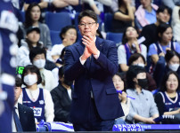 '[뉴스]"강팀 만들겠습니다" 명품 해설→우승 코치→DB 사령탑... 탄탄‥ 뉴스기사 썸네일