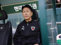 '[뉴스][현장인터뷰]'석패' 박태하 감독 “아주 작은 약속 하나가 실점으‥ 뉴스기사 썸네일