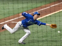 '[뉴스]'몸은 야수가 날려라' 끝내 응답받지 못한 새내기 투혼, 독만 되‥ 뉴스기사 썸네일