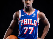 '[뉴스]32점 차 대패 굴욕→3순위 신인이 무너진 자존심 세웠다! 슈퍼 루키의 TD 가든 ‥ 뉴스기사 썸네일