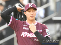 '[뉴스]9등인데 1선발을 쉬게 해? → 갈 길 안 바쁜가. 국내 5선발 돌리는 키움의 두둑‥ 뉴스기사 썸네일