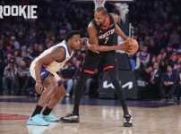 '[뉴스]30+득점 역대 6위 기록 작성에도... 패배와 함께 빛바랜 HOU 에이스 듀란트의‥ 뉴스기사 썸네일