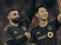 '[뉴스]손흥민 초대박! 우승 도전 구세주 등장, '흥부모' 트리오 어때?‥ 뉴스기사 썸네일