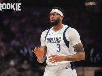 '[뉴스]‘리그 최고의 유리몸’ 앤써니 데이비스, 손 부상 정도 심각? 뉴스기사 썸네일