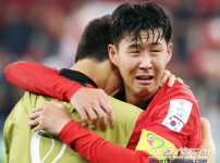 '[뉴스][공식발표] 눈물 글썽인 손흥민, 국대 마지막 대회일텐데...2027 아시안컵 조추‥ 뉴스기사 썸네일