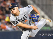 '[뉴스]'와 심각하네'…마무리 보직 박탈後에도 여전한 '제구 잔‥ 뉴스기사 썸네일