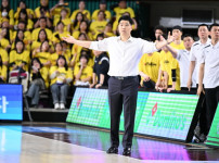 '[뉴스][KBL PO] 반드시 반격 필요한 LG 조상현 감독 “템포 푸쉬 이야기했다” 뉴스기사 썸네일