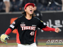 '[뉴스]'충격 무너진 정해영' KIA 구한 난세의 영웅 김범수, 대전 마‥ 뉴스기사 썸네일