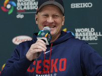 '[뉴스]“압박감 크다. 도망가고 싶다“ 체코 사령탑의 격정 토로, 공한증일까, 카메라 울렁‥ 뉴스기사 썸네일