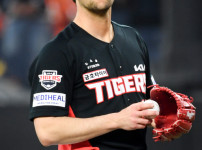 '[뉴스]'1선발 충격 5실점' KIA 통한의 역전패, '불펜 8‥ 뉴스기사 썸네일