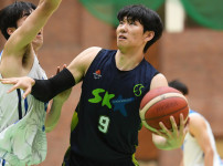'[뉴스]성균관대 ‘돌풍’의 주역, 4학년 구인교 “1대1 수비? 쉽게 뚫린 적은 없는 것 ‥ 뉴스기사 썸네일