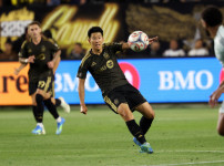 '[뉴스]손흥민 둥절? “LA FC 꺼져라!“ 이영준의 그라스호퍼 팬들이 멀리 미국 LA F‥ 뉴스기사 썸네일