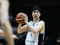 '[뉴스][FIBA WC] 니콜라스호의 불안한 출발 男대표팀, 대만 원정서 야투 난조 속 패‥ 뉴스기사 썸네일