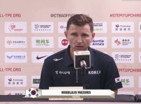 '[뉴스][FIBA WC] 새로운 사령탑의 아쉬웠던 데뷔전... 니콜라스 감독 “잘못된 페이‥ 뉴스기사 썸네일