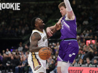 '[뉴스]또 다시 쓰러졌다! NOP 자이언 윌리엄슨, 커리어 최다 연속 경기 출장 기록 세우‥ 뉴스기사 썸네일