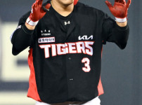 '[뉴스]'무릎 통증' 김선빈 → '선발 제외' 외인 타‥ 뉴스기사 썸네일