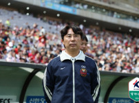 '[뉴스][현장인터뷰]'최준 선발→야잔 벤치' 김기동 “절대 연패 나오면 ‥ 뉴스기사 썸네일