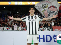 '[뉴스]“난 미래보지 않아“ '기동매직'의 원조! '인생 경기&‥ 뉴스기사 썸네일