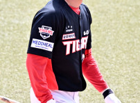 '[뉴스]'와 타격 1위' 상상도 못했다, FA 판도 뒤흔드나…KIA, 예‥ 뉴스기사 썸네일