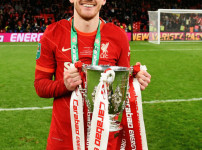 '[뉴스][오피셜] '미쳤다' 리버풀 부주장, 손흥민 대체자 되려 9년 만‥ 뉴스기사 썸네일