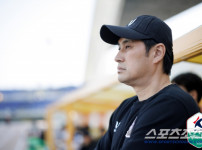 '[뉴스]승점3점 절실한 유병훈 안양 감독“오늘 승리하면 꿀휴가 3~4일 더주기로“[K리그1‥ 뉴스기사 썸네일