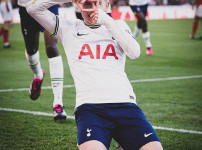 '[뉴스]“손흥민 감사합니다, 감사합니다“...'캡틴손' 도대체 얼마나 잘‥ 뉴스기사 썸네일