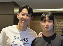 '[뉴스]韓 축구 초대형 악재, 손흥민 “EPL 쉽지 않아, 완벽해야 한다“ 따끔한 ‥ 뉴스기사 썸네일