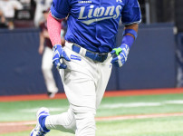 '[뉴스]“와, 드디어 터졌다“ 디아즈, 홈런포 재가동…시즌 4번째 홈런→마음고생 털었다 뉴스기사 썸네일