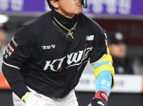 '[뉴스][속보]'잘나가던 2위팀 날벼락!' 안현민-허경민 나란히 햄스트링‥ 뉴스기사 썸네일