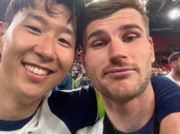 '[뉴스]손흥민 팀 완전히 박살, 대체 어떻게 꺾었어? 英도 놀란 '깜짝 활약 ‥ 뉴스기사 썸네일