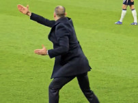 '[뉴스]'최악이다' 손흥민 없다고! 임시 감독마저 무시→“방출 빌미로 협‥ 뉴스기사 썸네일