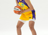 '[뉴스]한국인 3호 WNBA 리거 박지현, 개막전서 정규시즌 데뷔 이뤘다... 팀은 디펜딩‥ 뉴스기사 썸네일