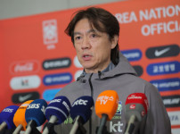 '[뉴스][공식발표]“초대박!“ '홍명보호' 최소 185억 '거액‥ 뉴스기사 썸네일