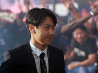 '[뉴스]“韓 축구 초대박 이적 기대감!“ '4000만 유로' 이강인, P‥ 뉴스기사 썸네일