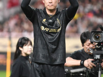 '[뉴스]韓 축구 기적의 오열, '무릎 박살' 박지성 다시 뛸 수 있다..‥ 뉴스기사 썸네일