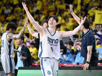 '[뉴스][KBL PO] 창단 ’첫’ 챔프전 진출 노리는 소노 vs ‘시즌 엔딩’ 위기 놓인‥ 뉴스기사 썸네일
