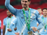 '[뉴스]맨체스터 시티 '트레블' 주역들 탈출 러시, 베르나르두 실바→잉글‥ 뉴스기사 썸네일