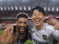 '[뉴스]“손흥민보다 놀라운 사람 없다...세상 모두가 쏘니 좋아할 것“ 부앙가 소신 발언 뉴스기사 썸네일