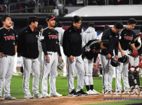 '[뉴스]우승 경쟁팀에 호구잡히면 치명타...충격적 연패 LG, 이러면 2연속 우승도 날아간‥ 뉴스기사 썸네일