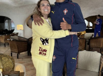 '[뉴스]이러다가 포르투갈산 홀란 되겠네...15살 호날두 아들 미친 성장, '96‥ 뉴스기사 썸네일